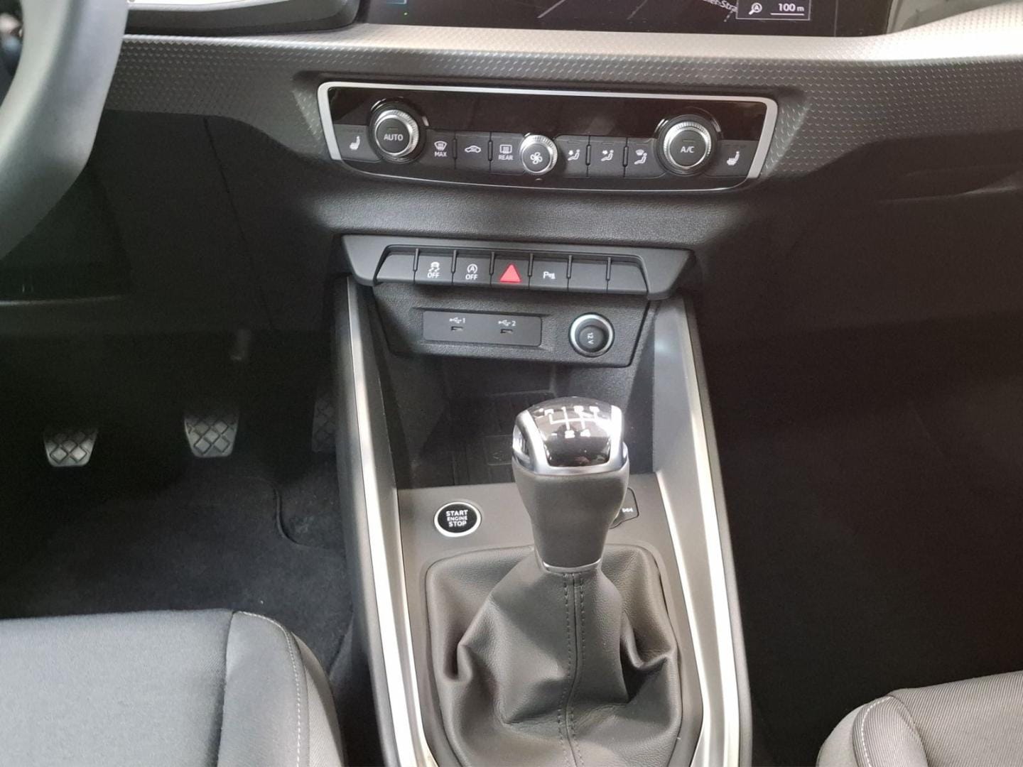 Bild über Audi A1 Sportback S line 25 TFSI Schaltgetriebe - für weitere Informationen kontaktieren Sie den Audi Partner