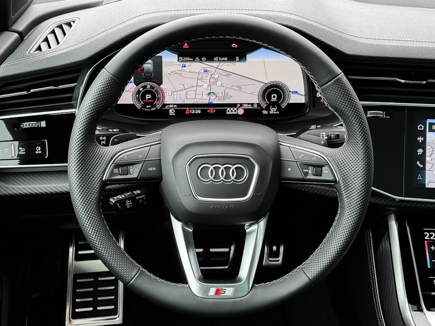 Bild über Audi Q7 SUV S line business TDI quattro 210 kW tiptronic - für weitere Informationen kontaktieren Sie den Audi Partner