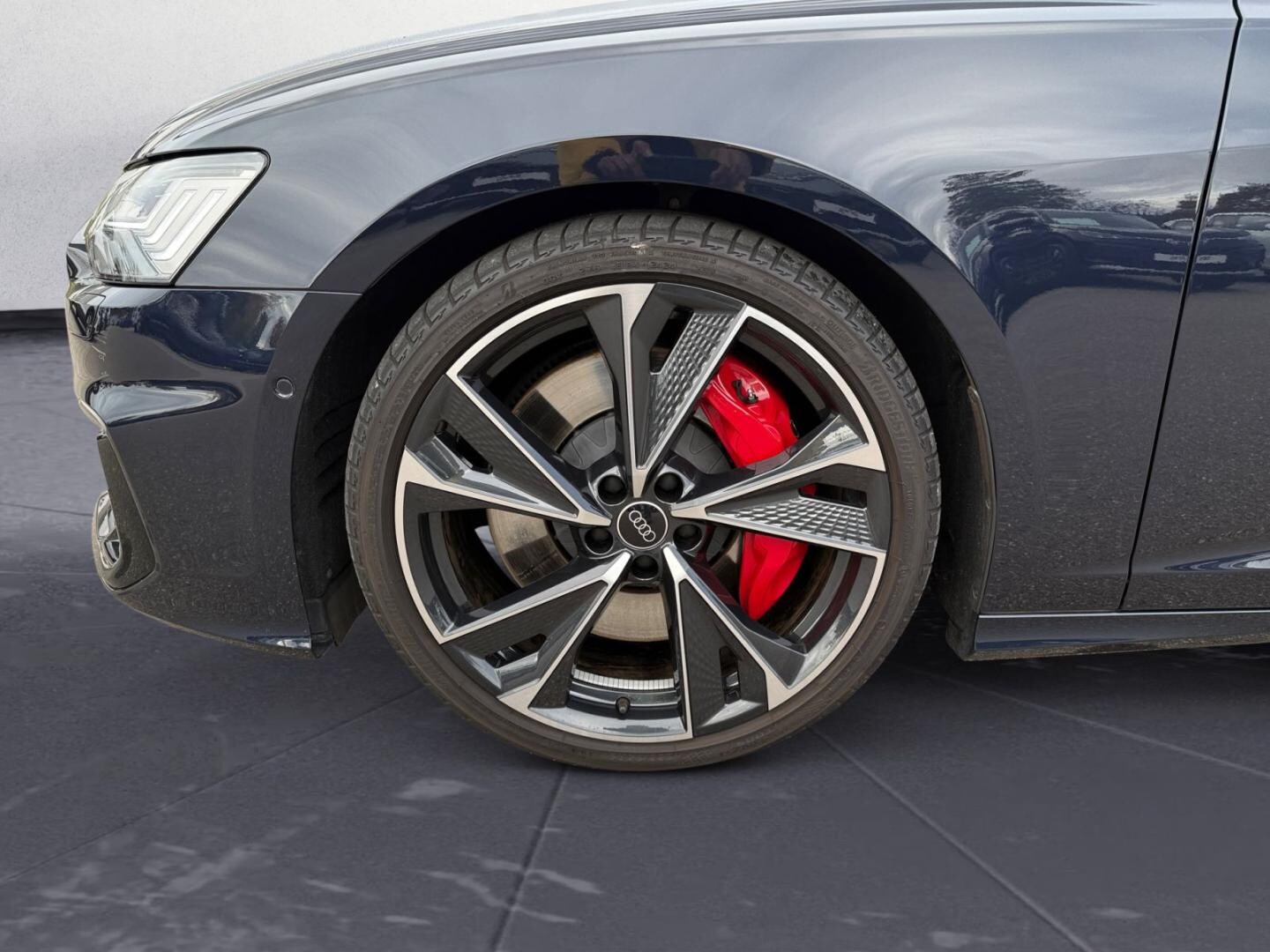 Bild über Audi S6 Avant TDI quattro tiptronic - für weitere Informationen kontaktieren Sie den Audi Partner