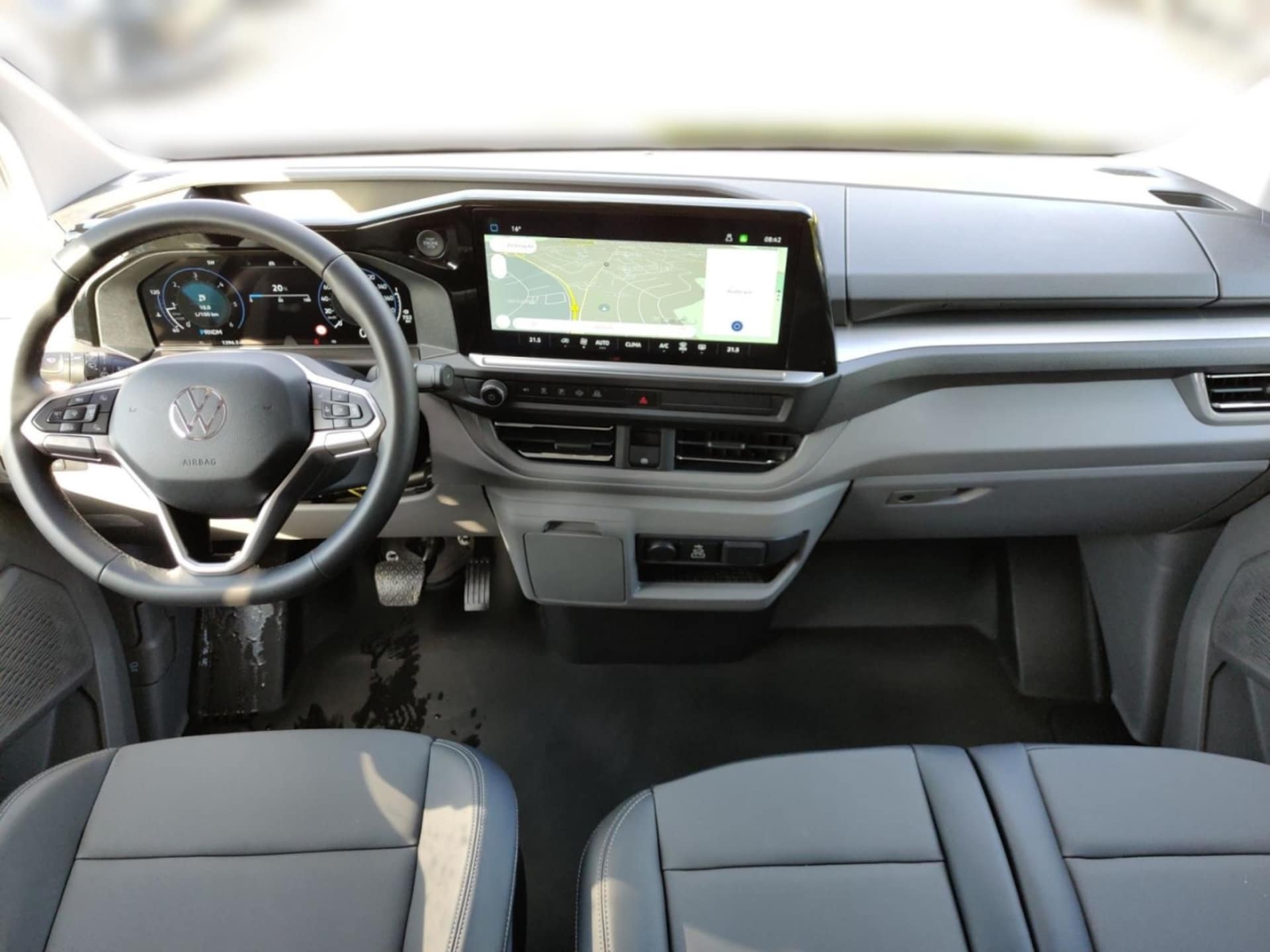 Volkswagen Caravelle langer Radstand Life
