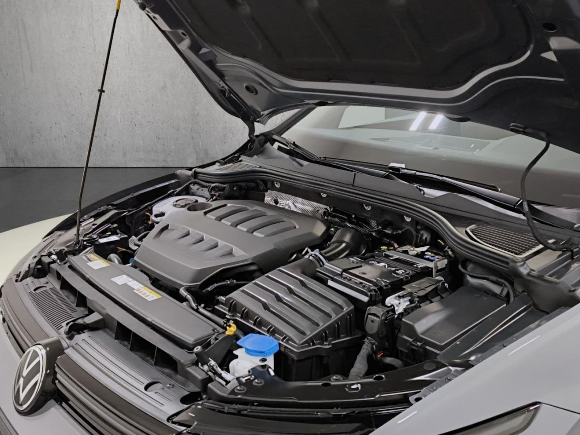 Volkswagen Golf Variant R-Line