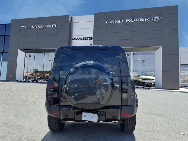 2026 Land Rover Defender