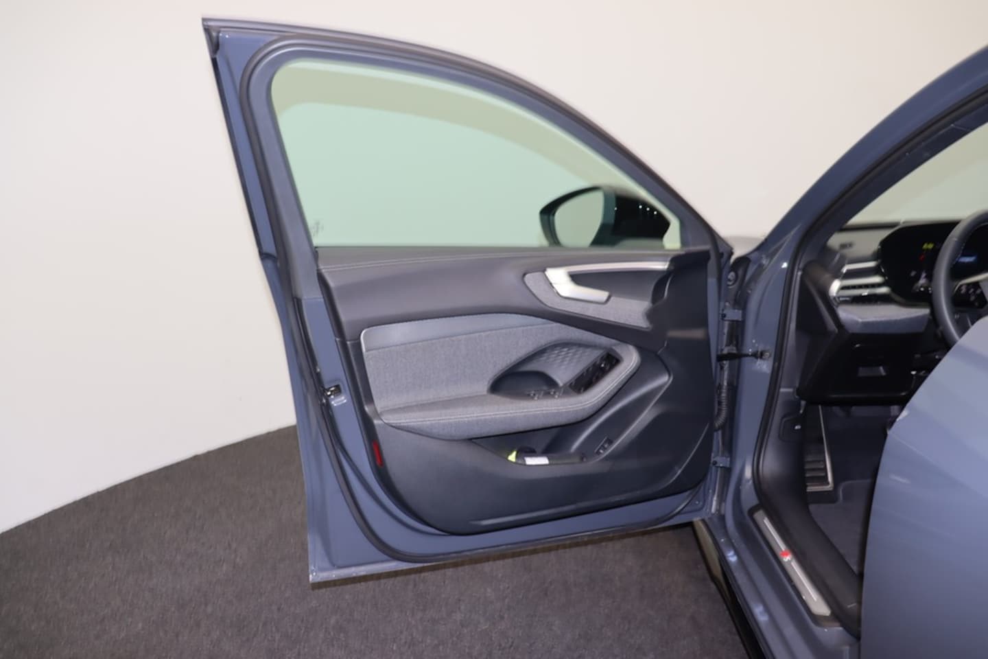Bild über Audi A5 Avant TDI quattro 150 kW S tronic - für weitere Informationen kontaktieren Sie den Audi Partner