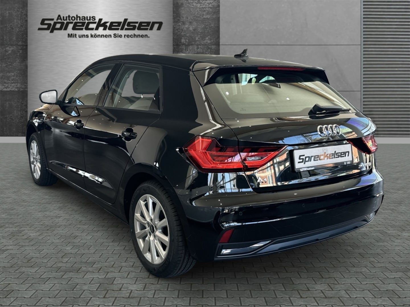 Bild über Audi A1 Sportback advanced 25 TFSI Schaltgetriebe - für weitere Informationen kontaktieren Sie den Audi Partner
