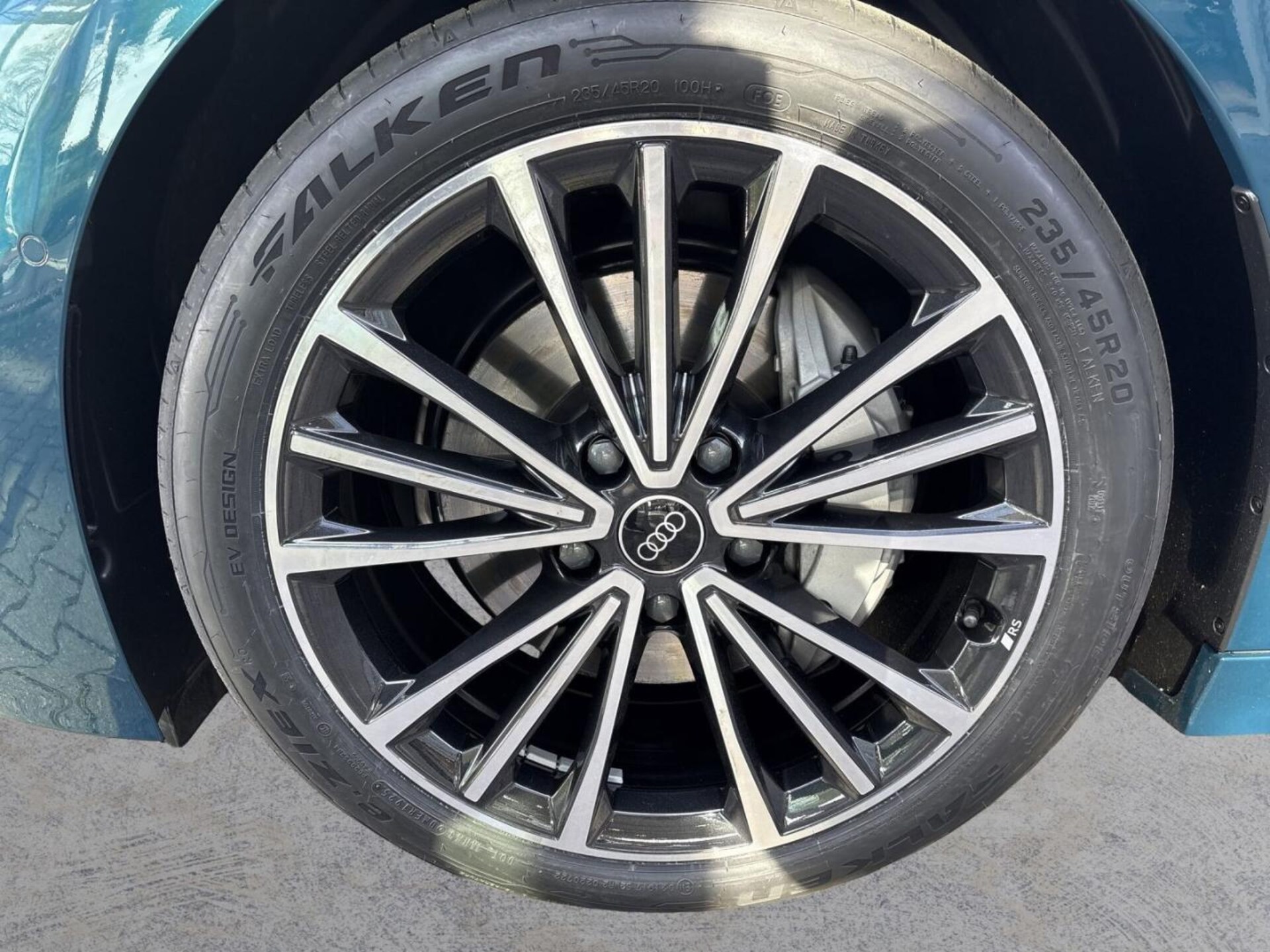 Audi A6 Avant e-tron