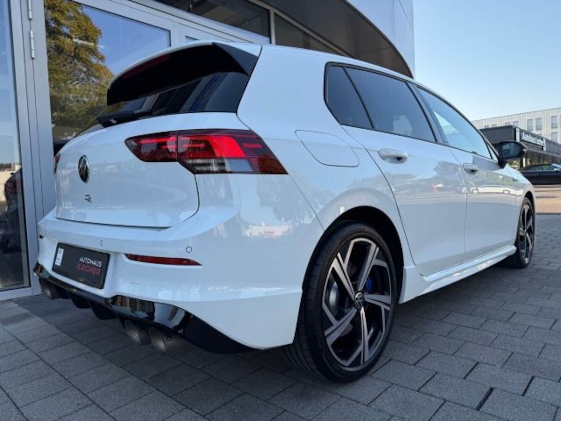 Volkswagen Golf R
