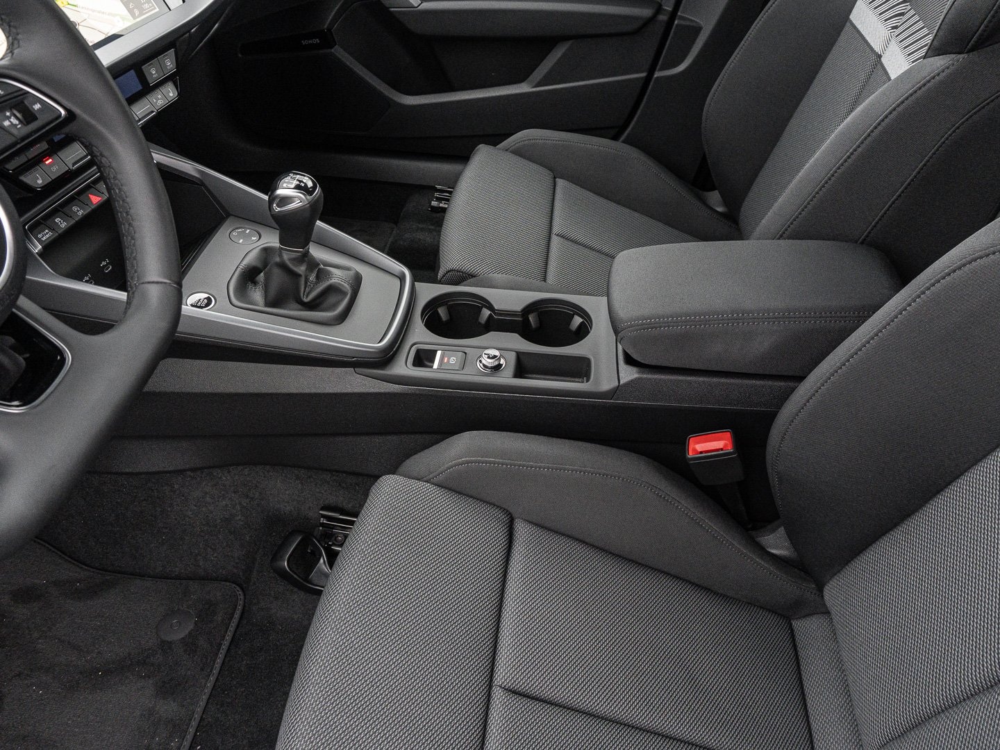 Bild über Audi A3 Sportback advanced 35 TFSI Schaltgetriebe - für weitere Informationen kontaktieren Sie den Audi Partner
