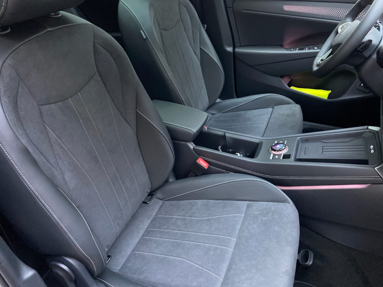 Volkswagen T-Roc – Bild 10