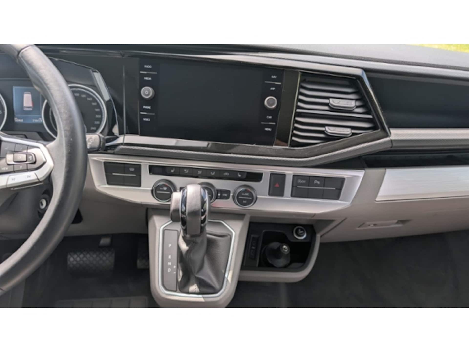 Volkswagen T6.1 California Ocean