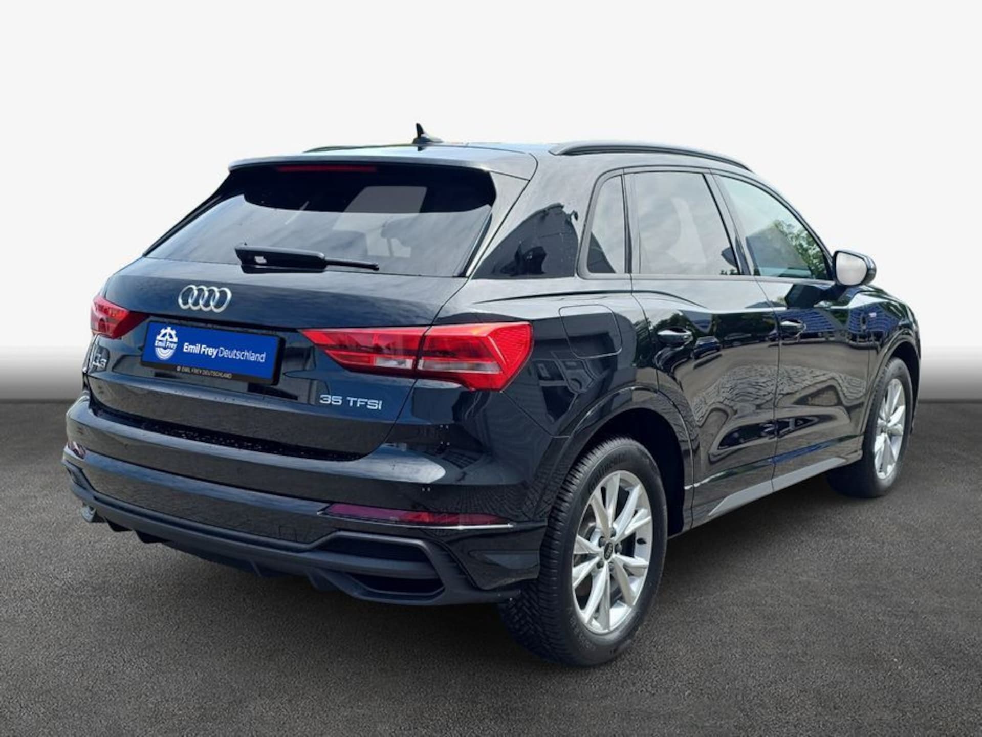 Audi Q3 SUV S line