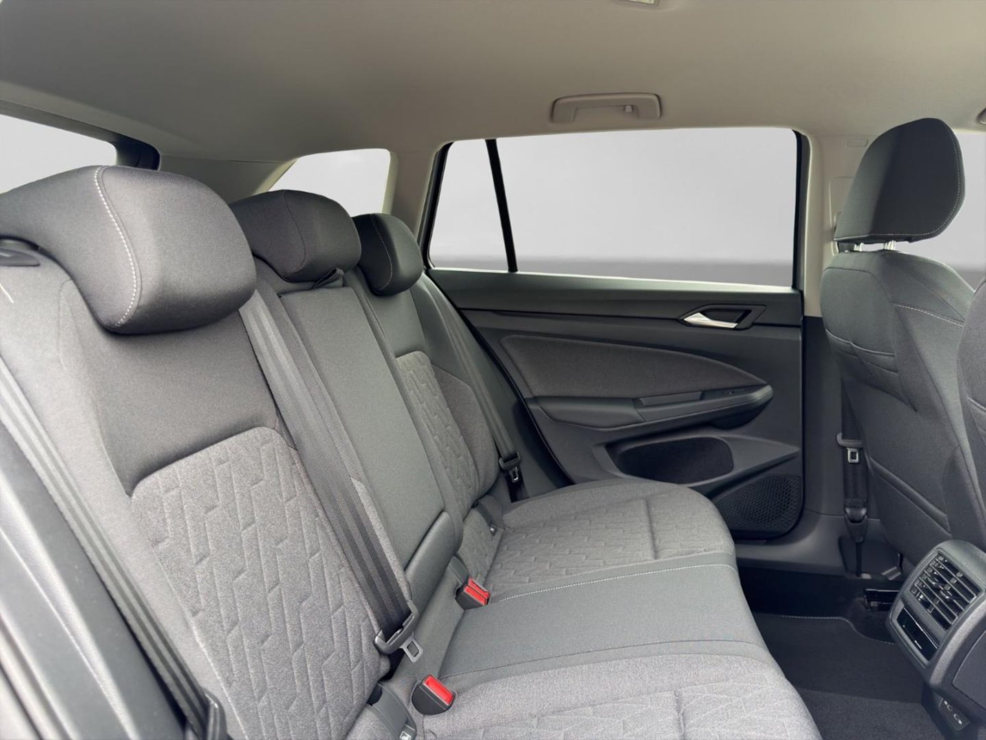 Volkswagen Golf Variant Life
