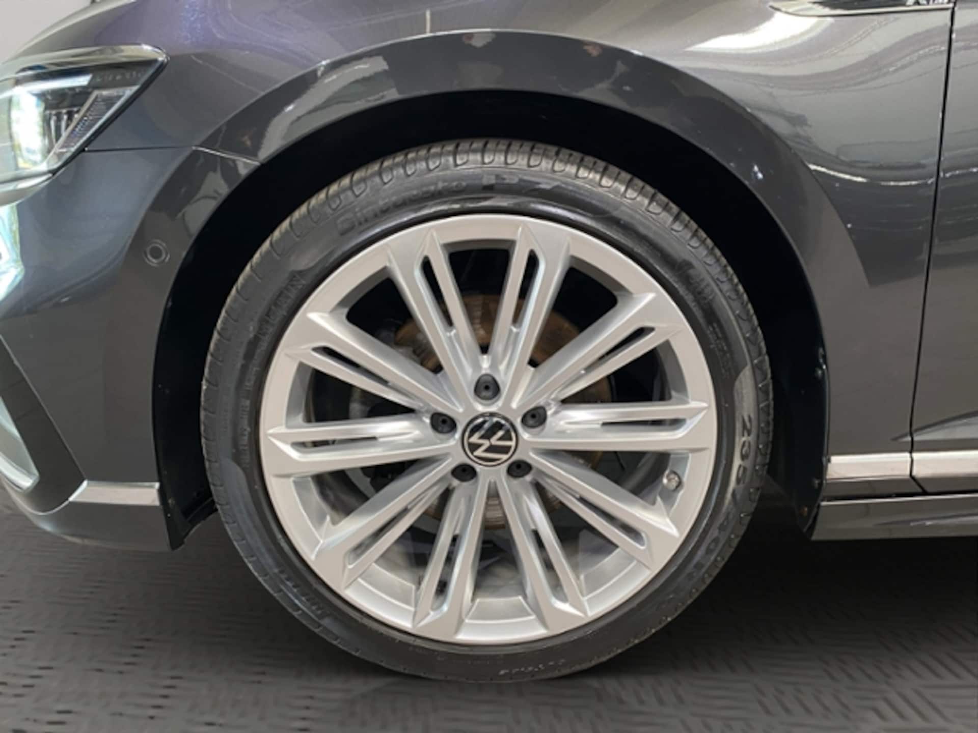 Volkswagen Passat Variant Elegance