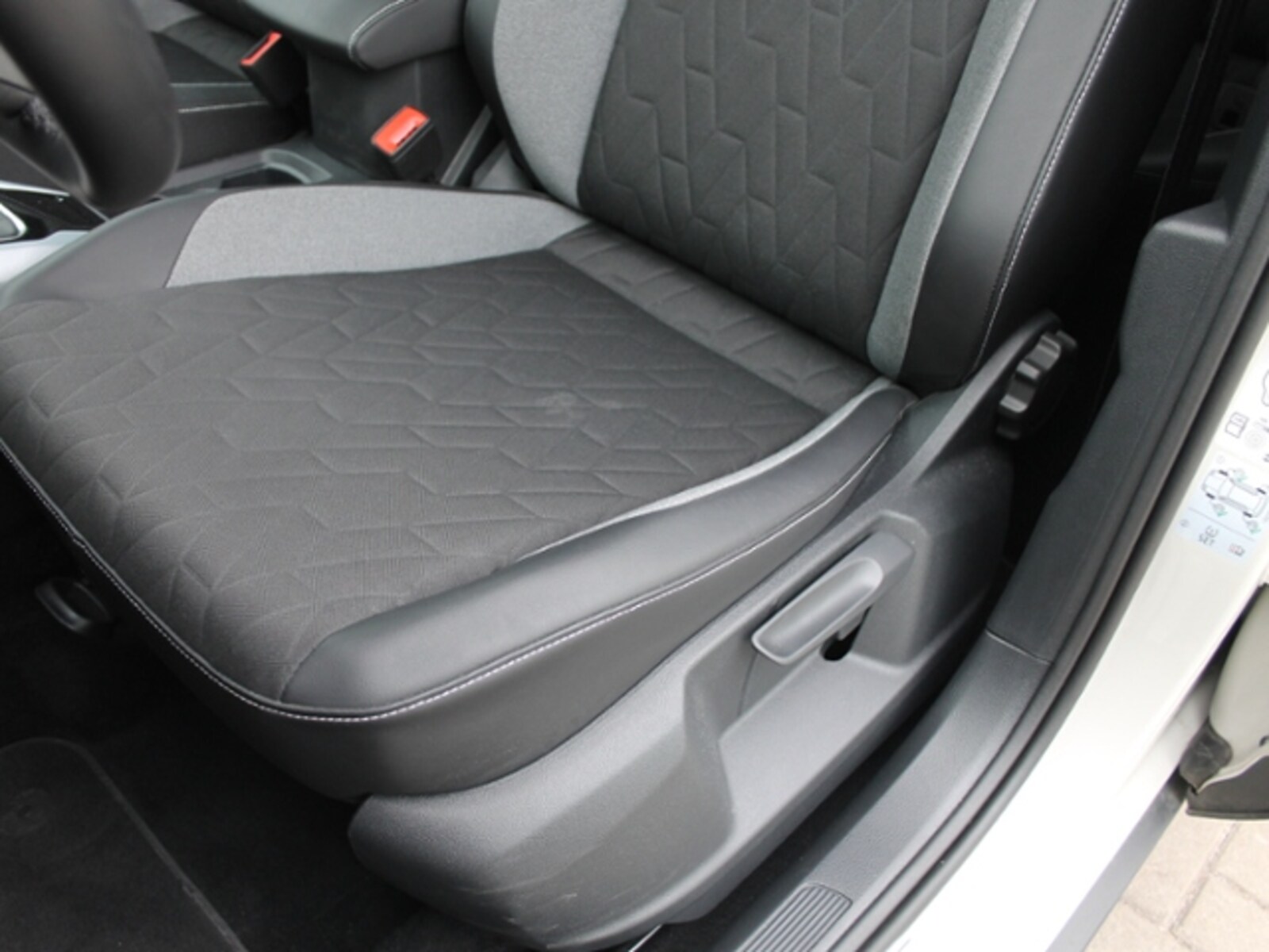 Volkswagen T-Roc – Bild 9