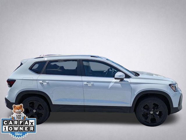 2025 Volkswagen Taos