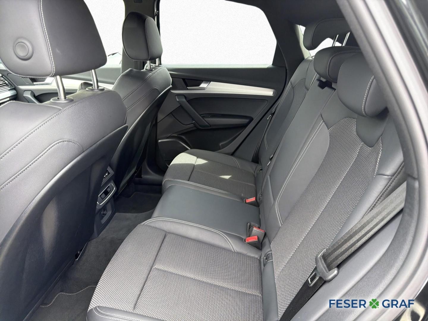 Bild über Audi Q5 Sportback 40 TDI quattro S tronic - für weitere Informationen kontaktieren Sie den Audi Partner