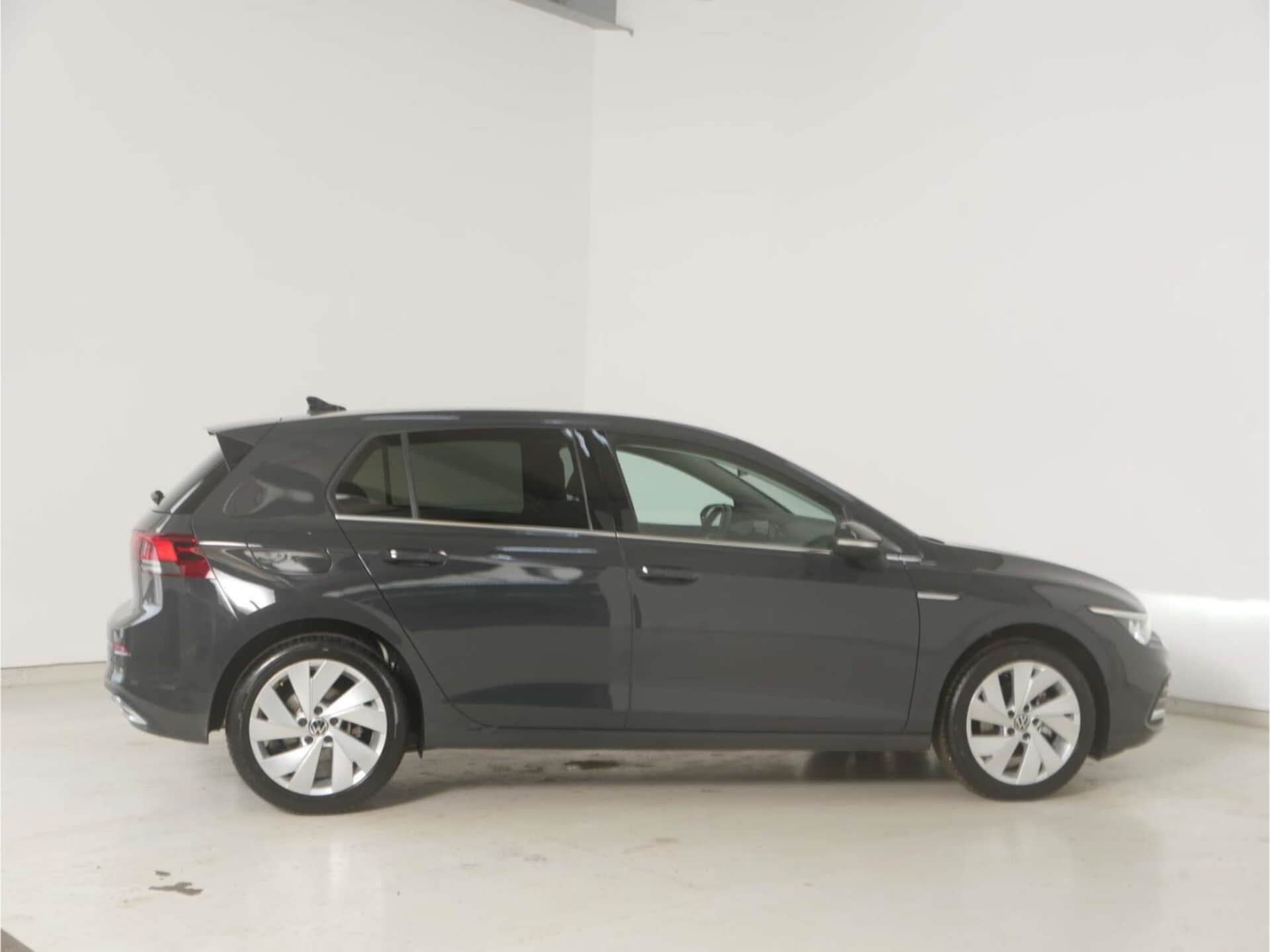 Volkswagen Golf Style