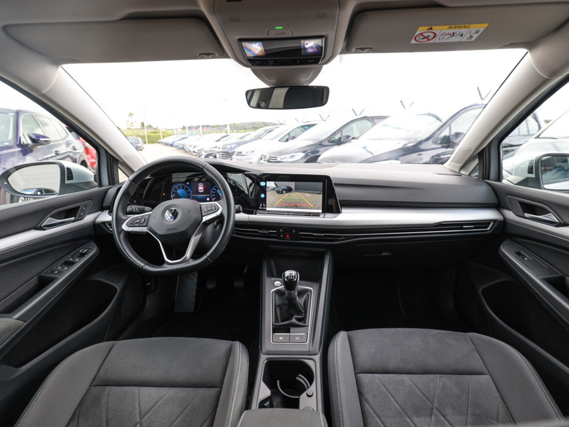 Volkswagen Golf Life