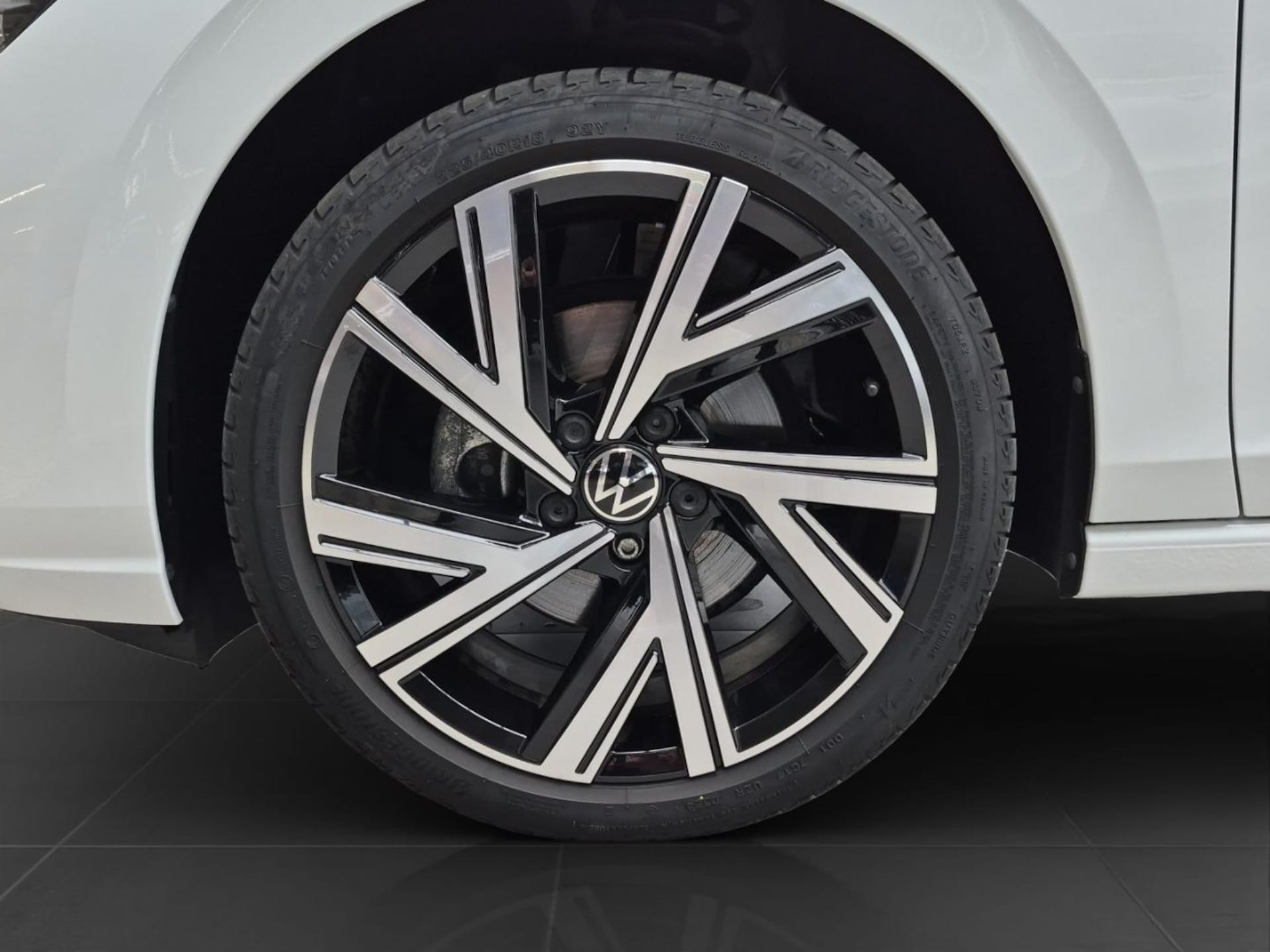 Volkswagen Golf Style