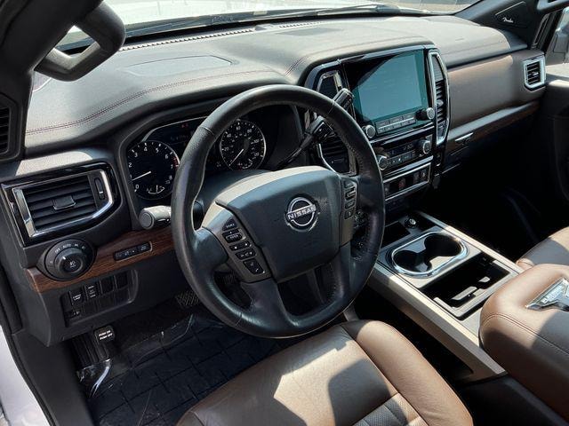 2023 Nissan Titan