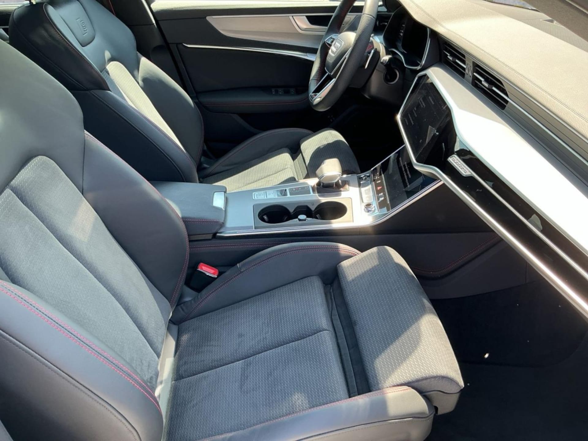 Audi A6 Avant TFSI e Design