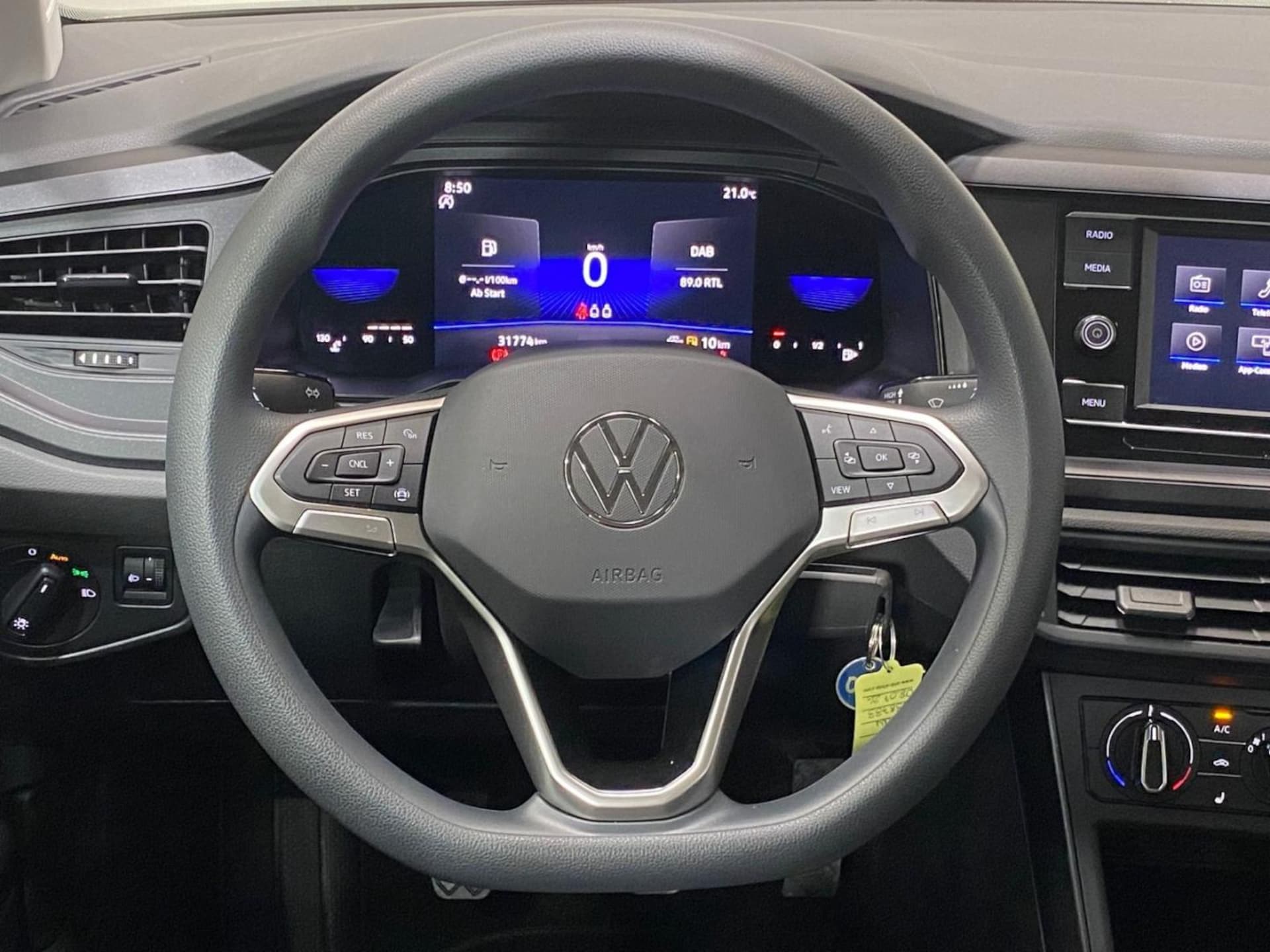 Volkswagen Polo Basis-Modell