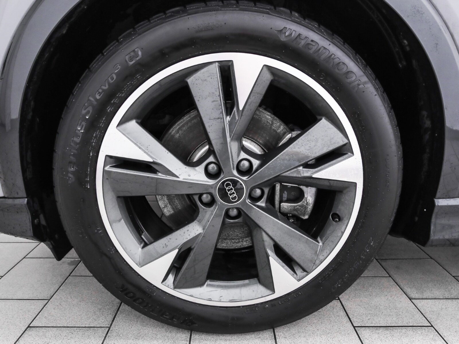 Audi Q4 e-tron – Bild 2