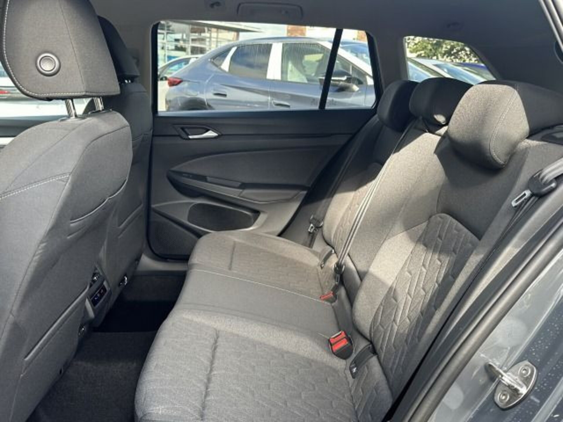 Volkswagen Golf Variant Life