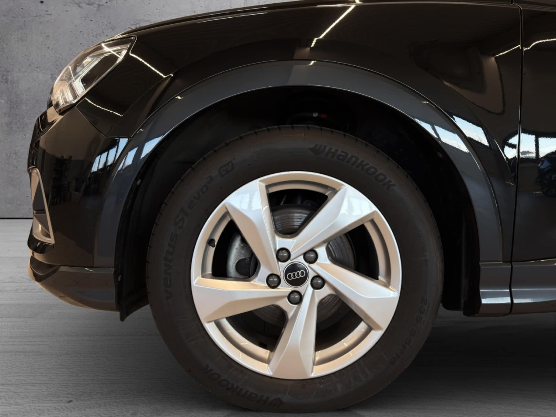 Audi Q3 SUV advanced