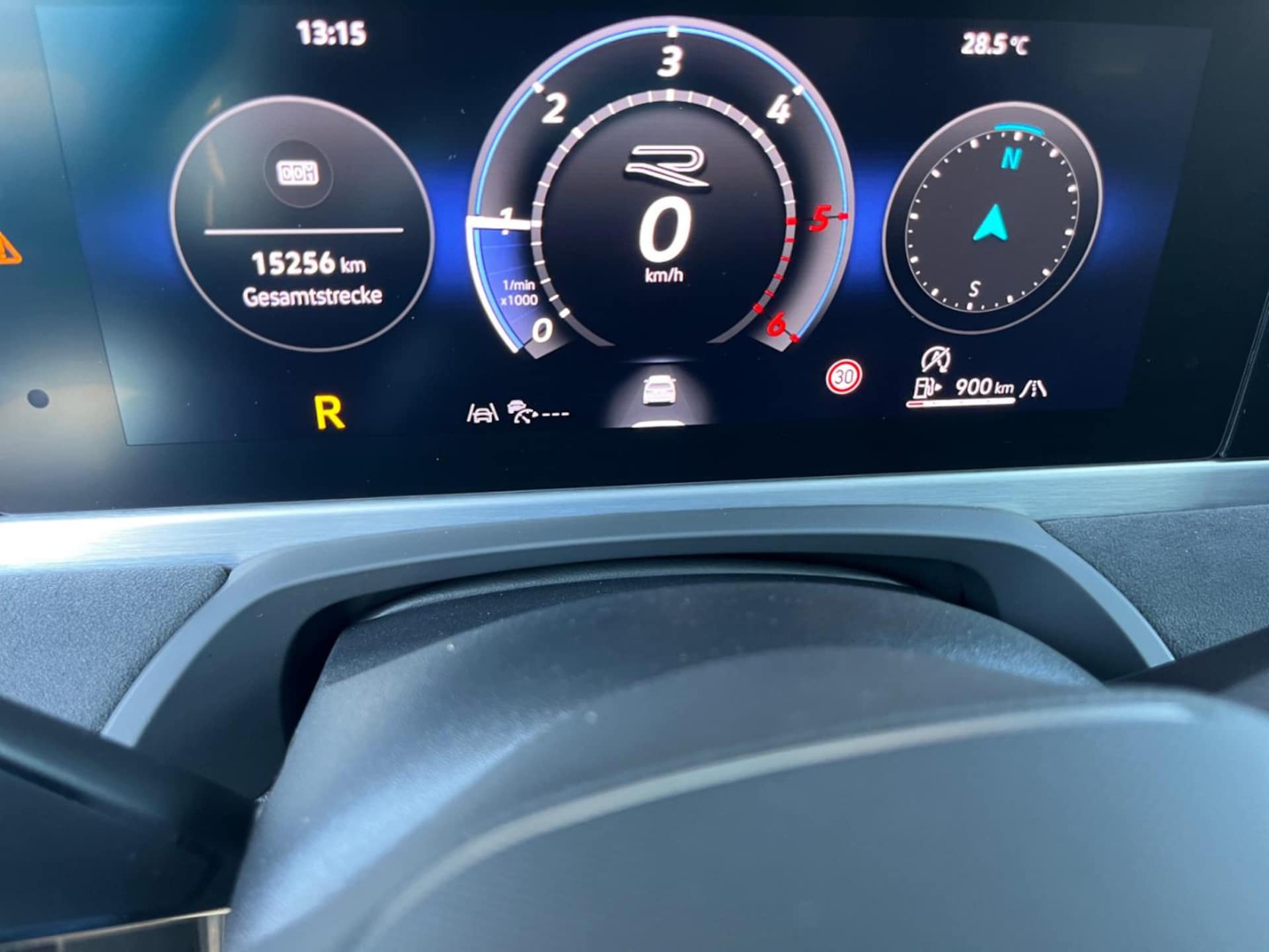 Volkswagen Passat R-Line