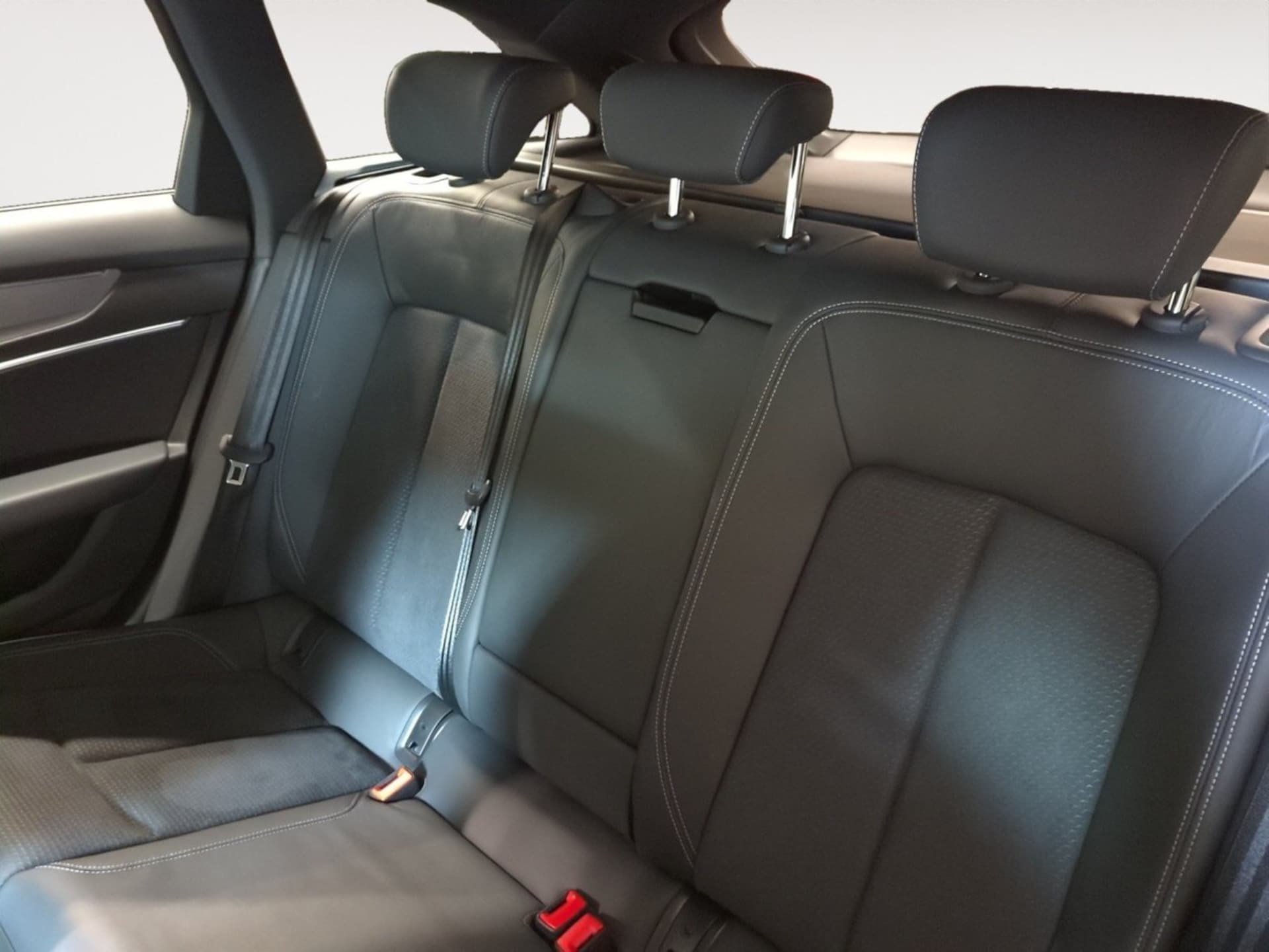 Audi S6 Avant