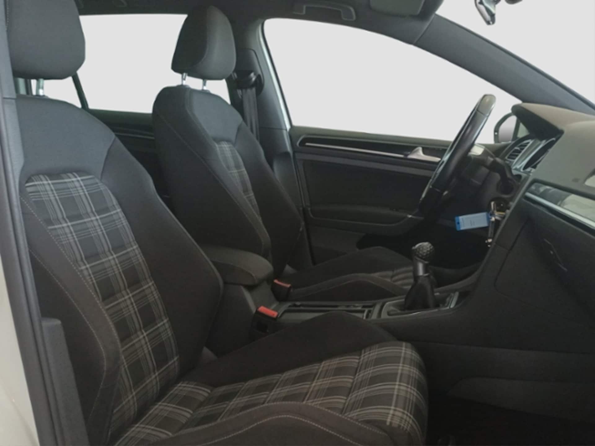 Volkswagen Golf Variant GTD
