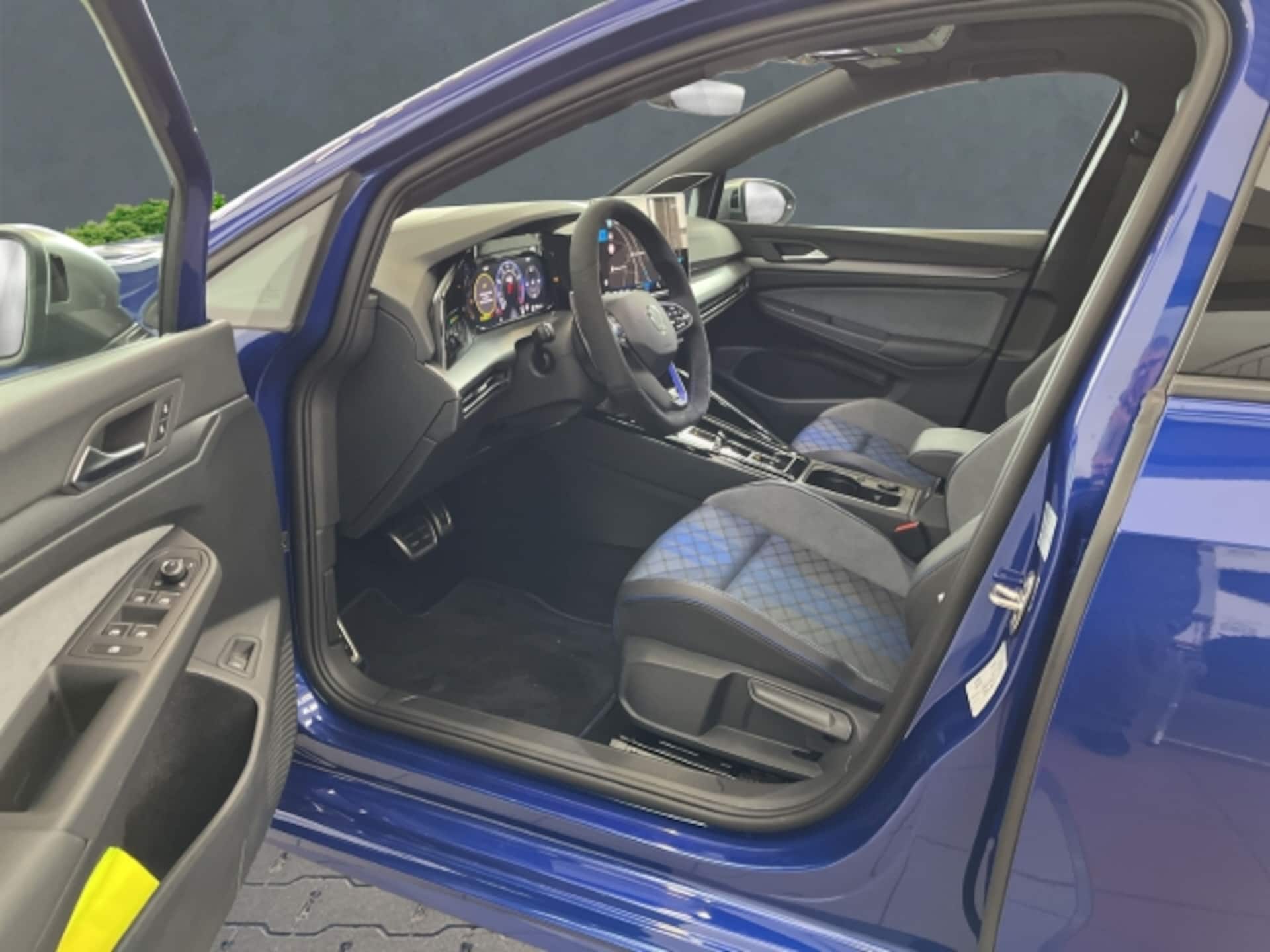 Volkswagen Golf Variant R