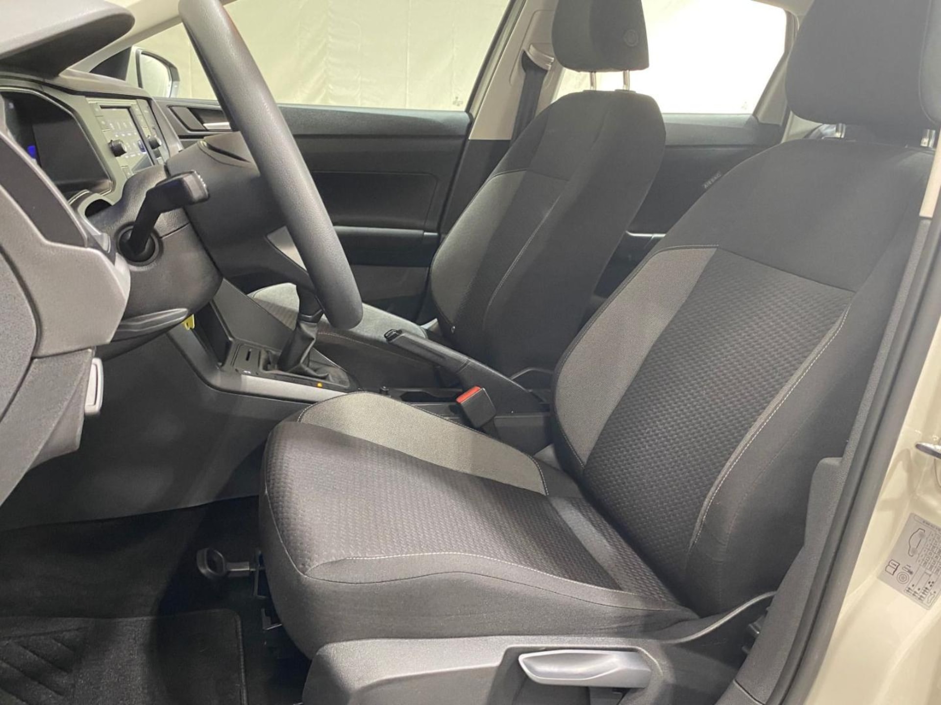 Volkswagen Polo Basis-Modell