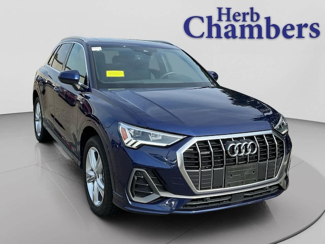 Photo of 2024 Audi Q3 SUV 