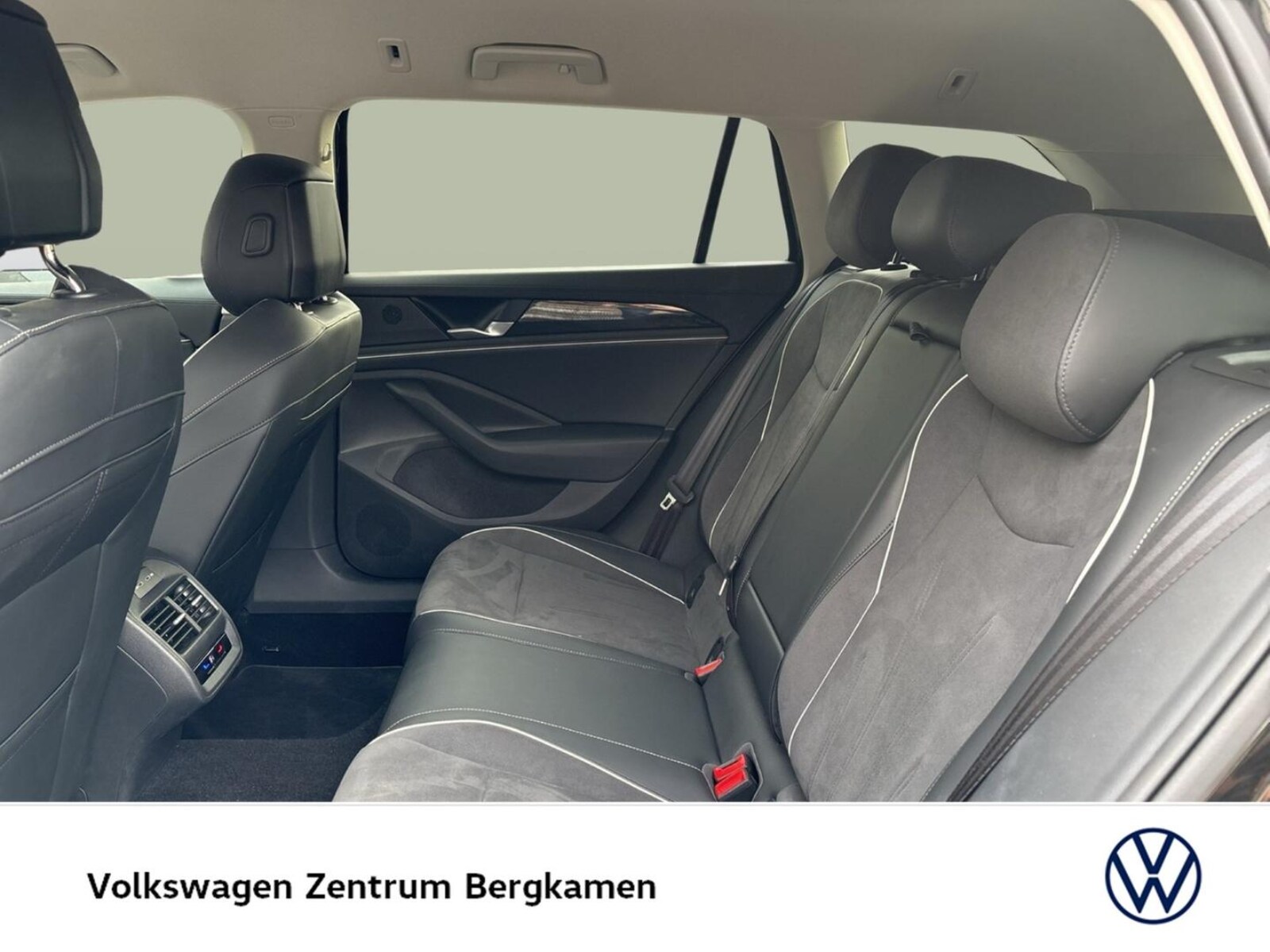 Volkswagen Passat – Bild 10