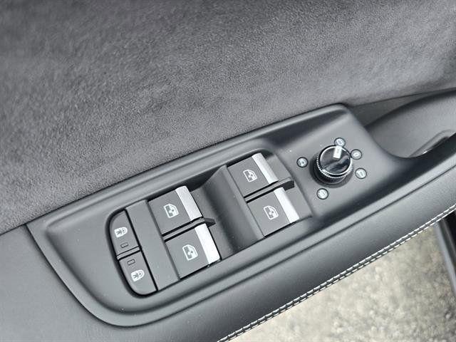 2025 Audi SQ8 Prestige - Photo 27