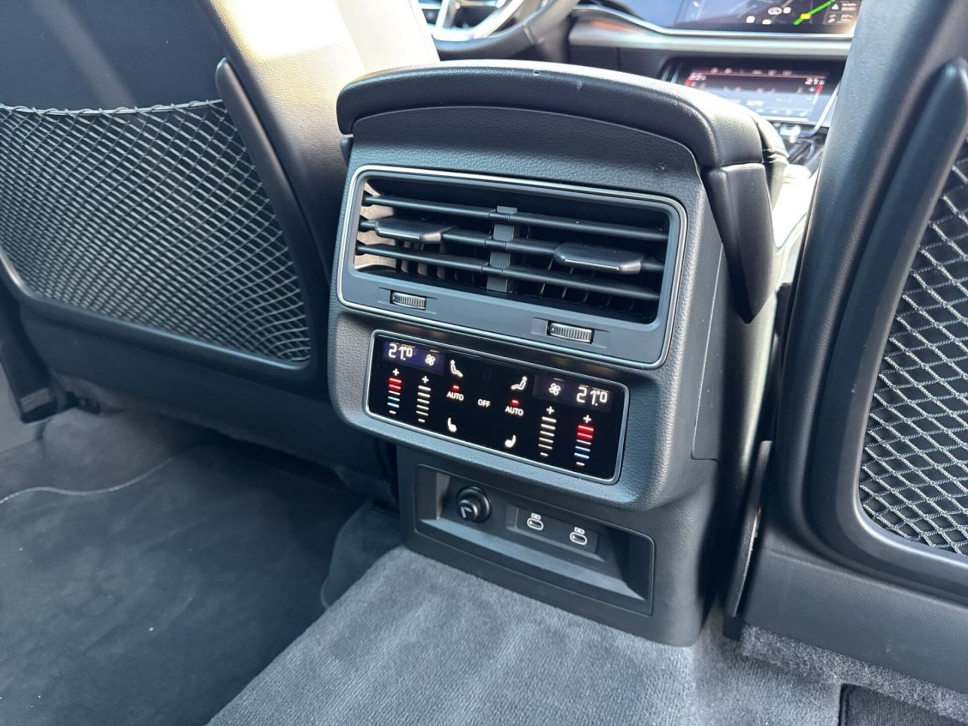 Audi SQ7 SUV