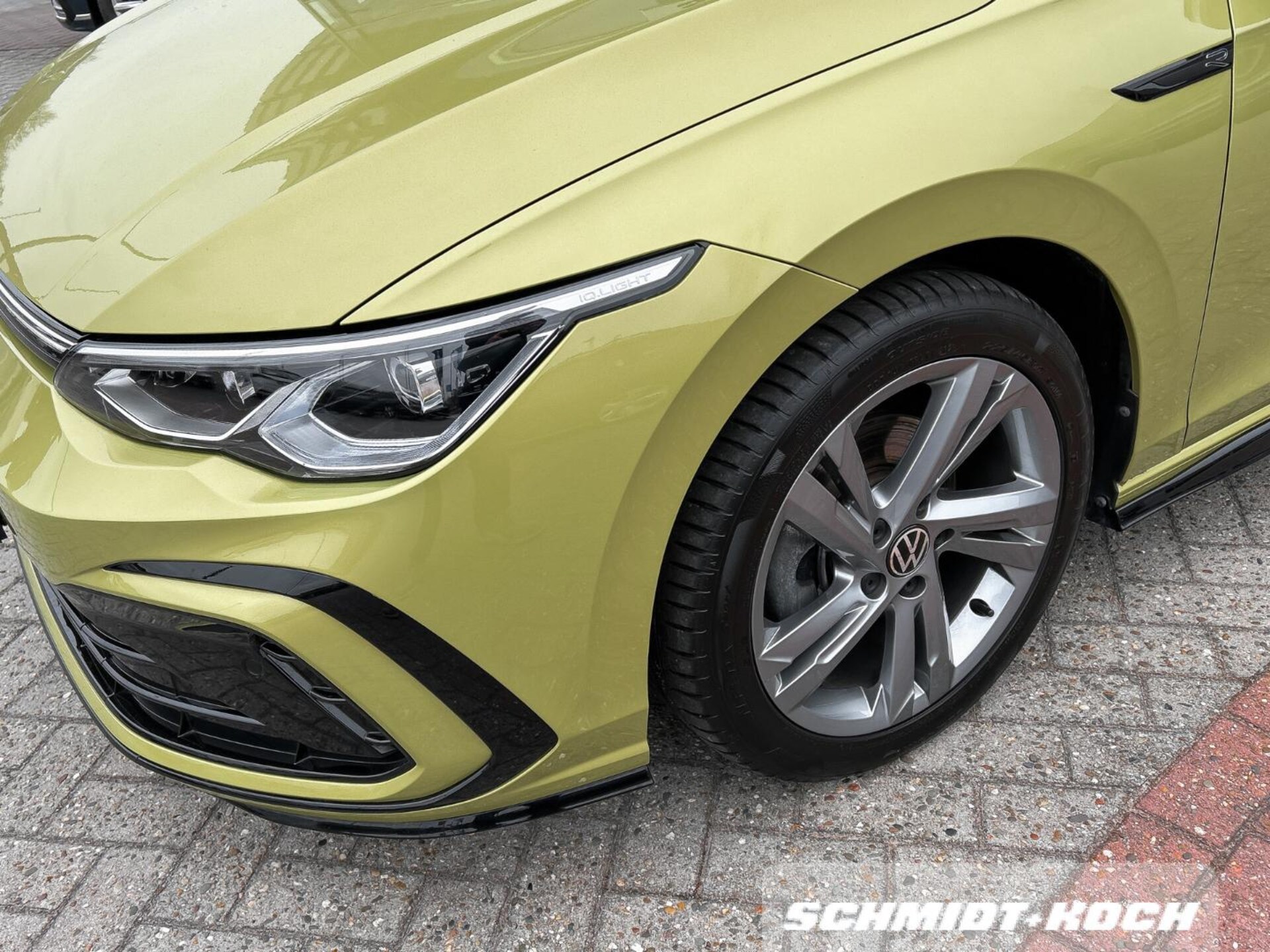 Volkswagen Golf R-Line