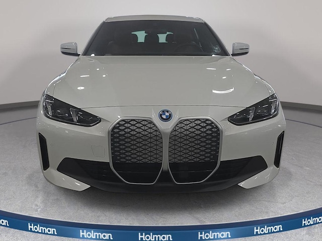2025 BMW