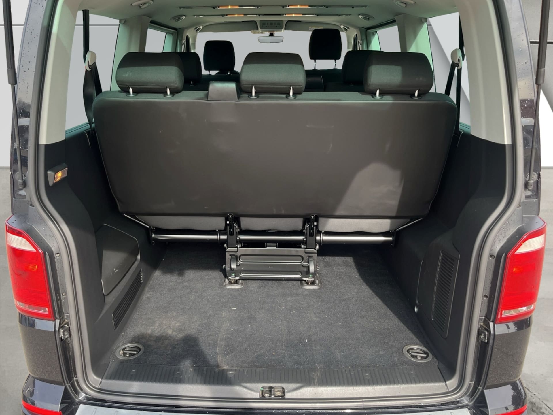 Volkswagen T6 Caravelle Comfortline