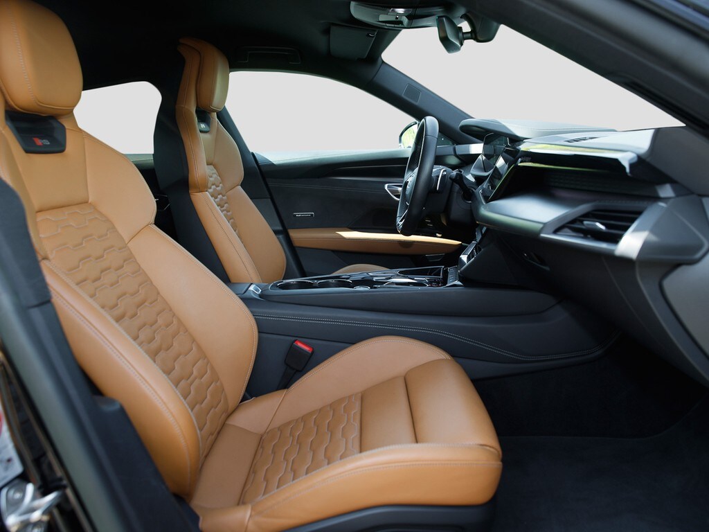 Image about Audi RS e-tron GT e-tron quattro