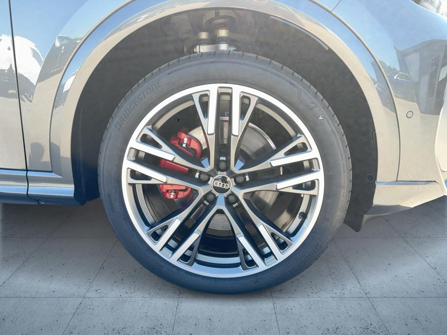 Bild über Audi Q5 SUV e-hybrid e-hybrid quattro S tronic - für weitere Informationen kontaktieren Sie den Audi Partner
