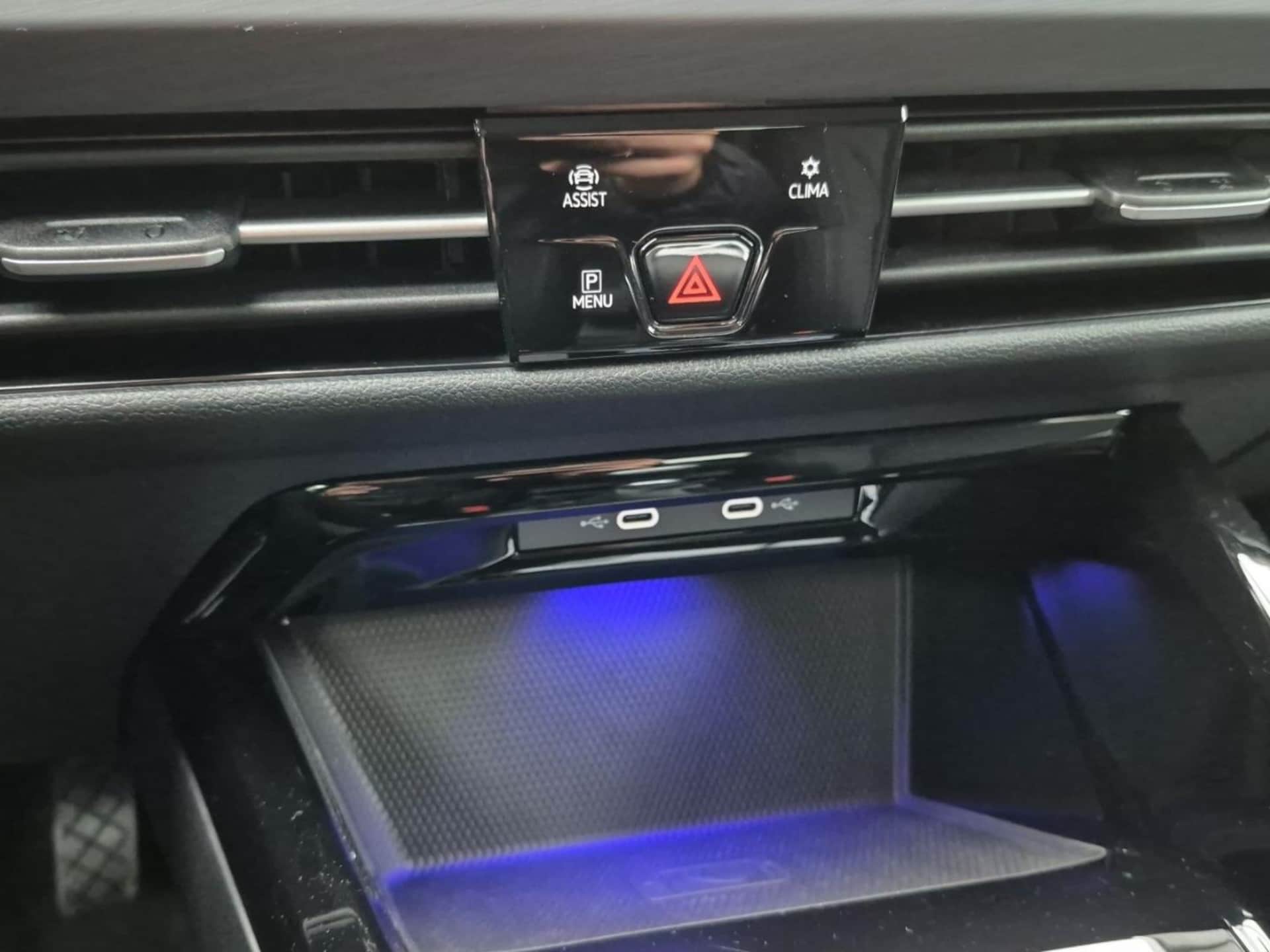 Volkswagen Golf Style