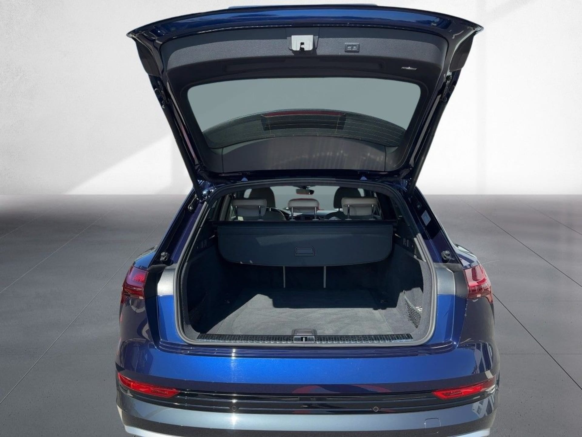 Audi e-tron advanced
