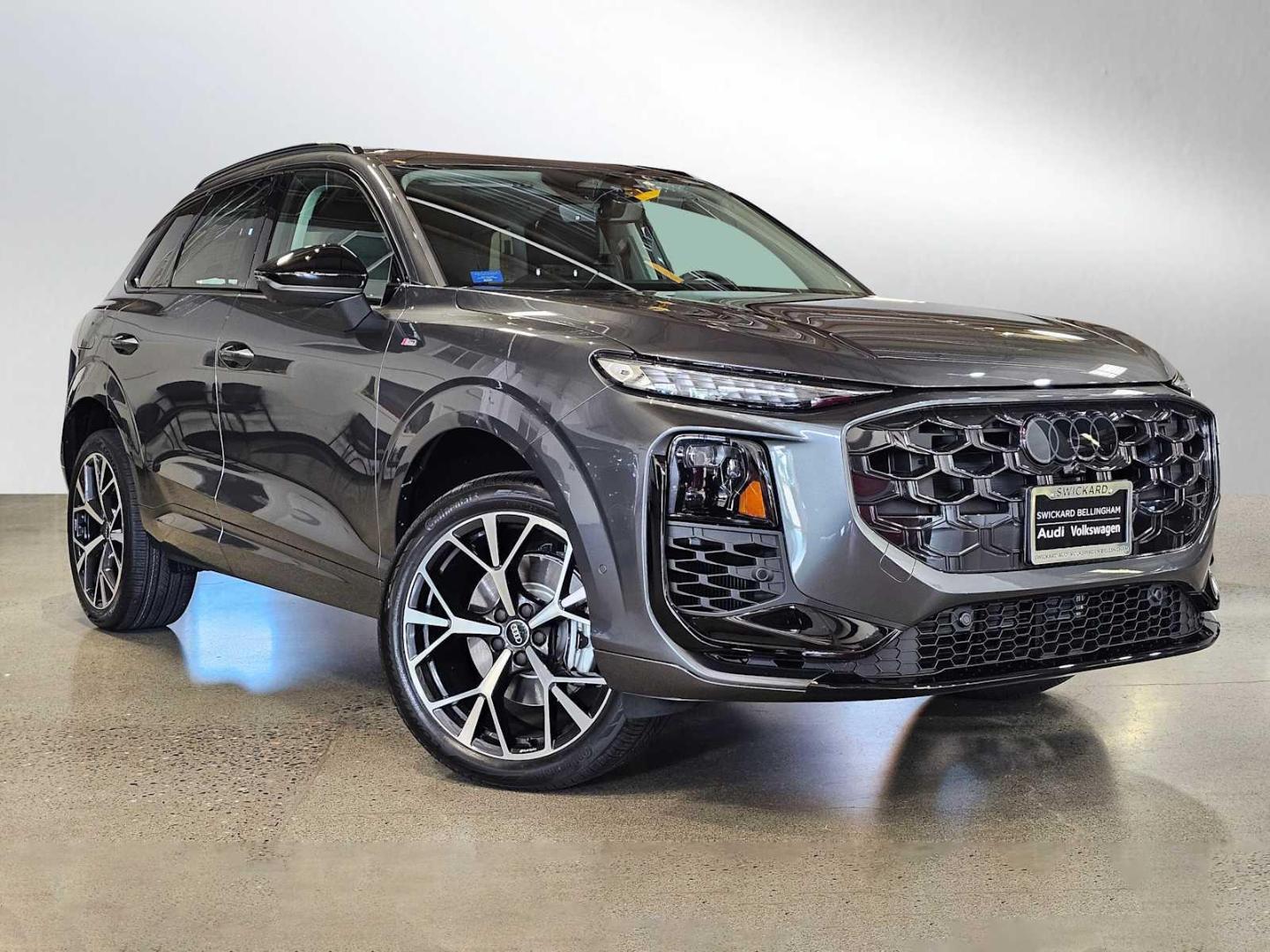 2026 Audi Q3 S line quattro's photo
