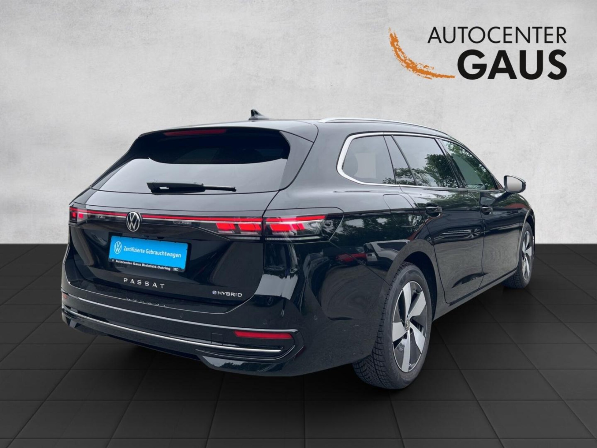 Volkswagen Passat Elegance