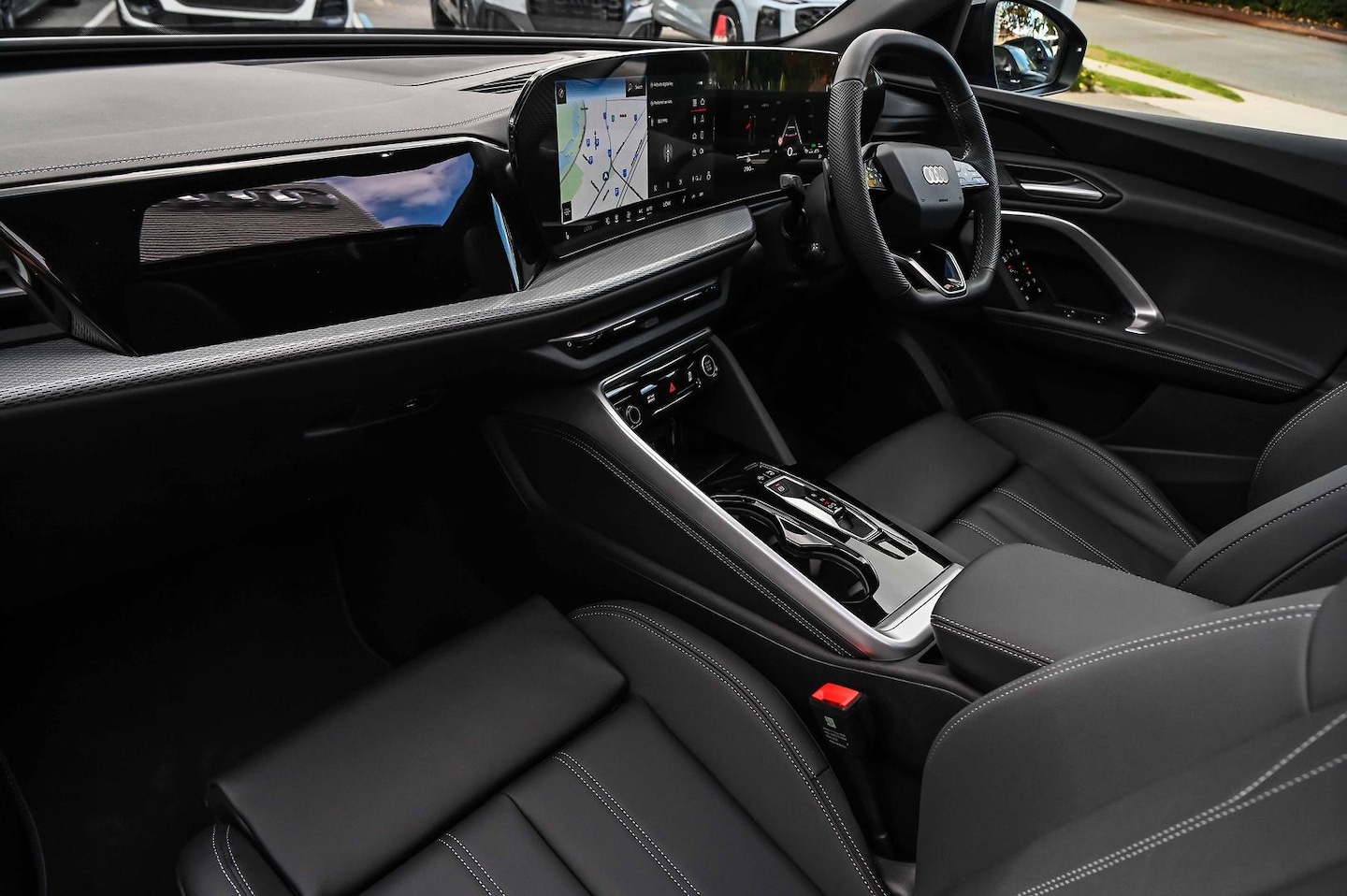 Image about Audi Q5 SUV TDI quattro 150 kW sport