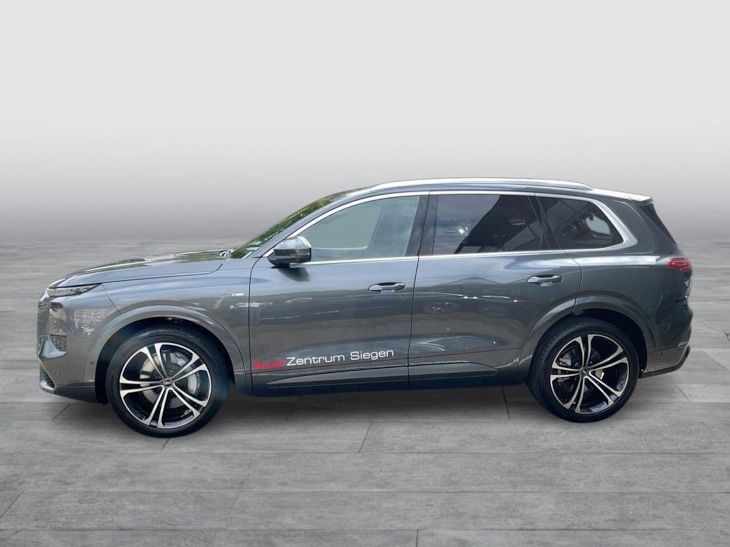 Bild über Audi Q7 SUV TDI quattro 220 kW tiptronic - für weitere Informationen kontaktieren Sie den Audi Partner
