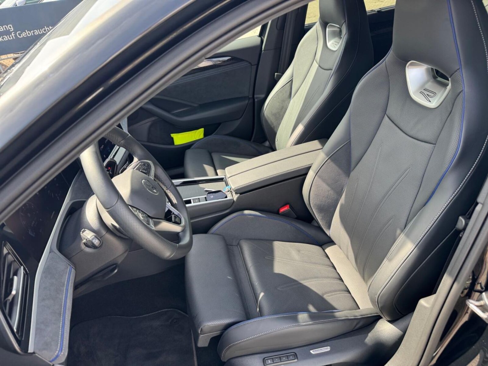 Volkswagen Passat – Bild 17