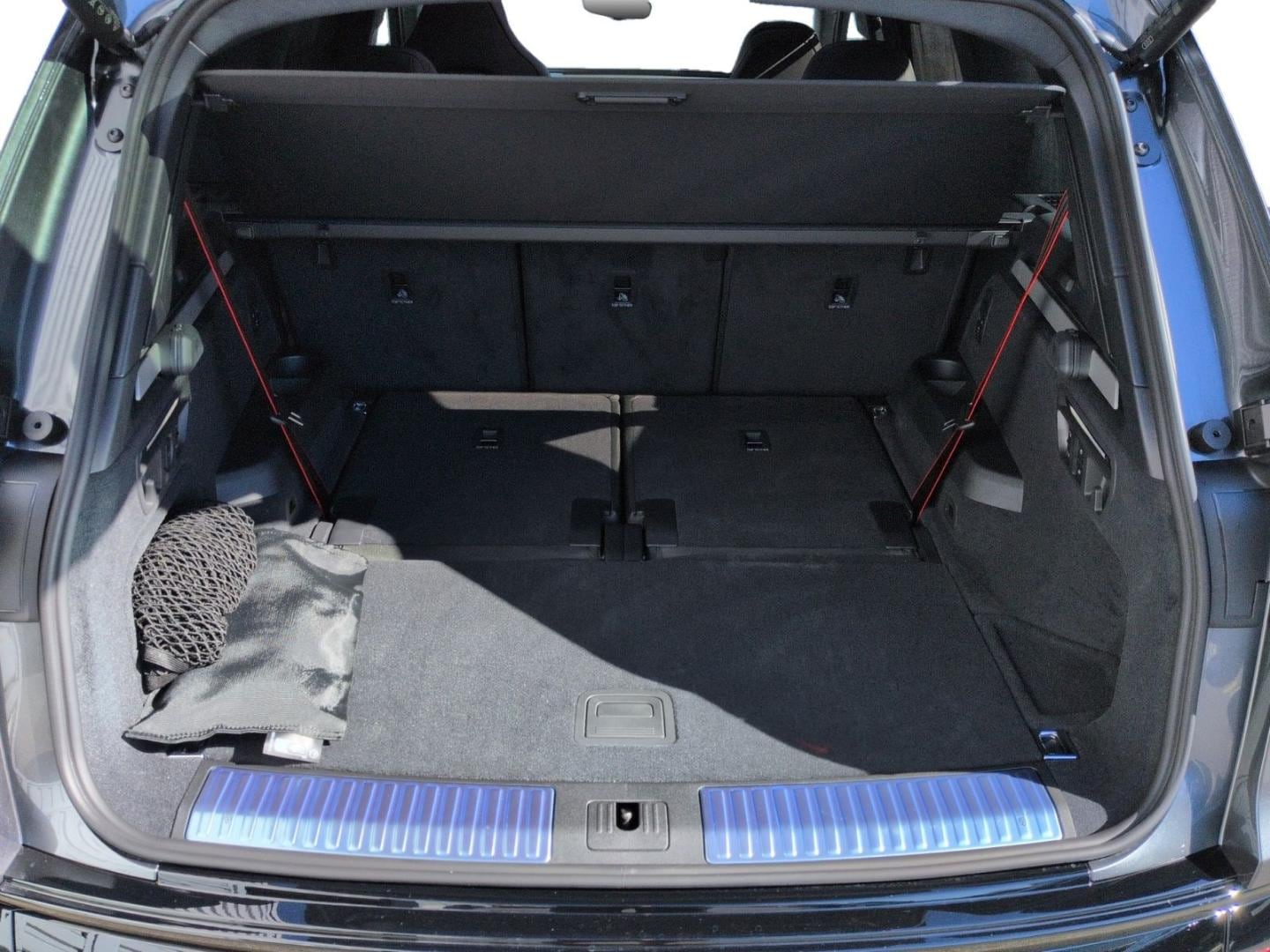 Bild über Audi Q7 SUV TDI quattro 220 kW tiptronic - für weitere Informationen kontaktieren Sie den Audi Partner